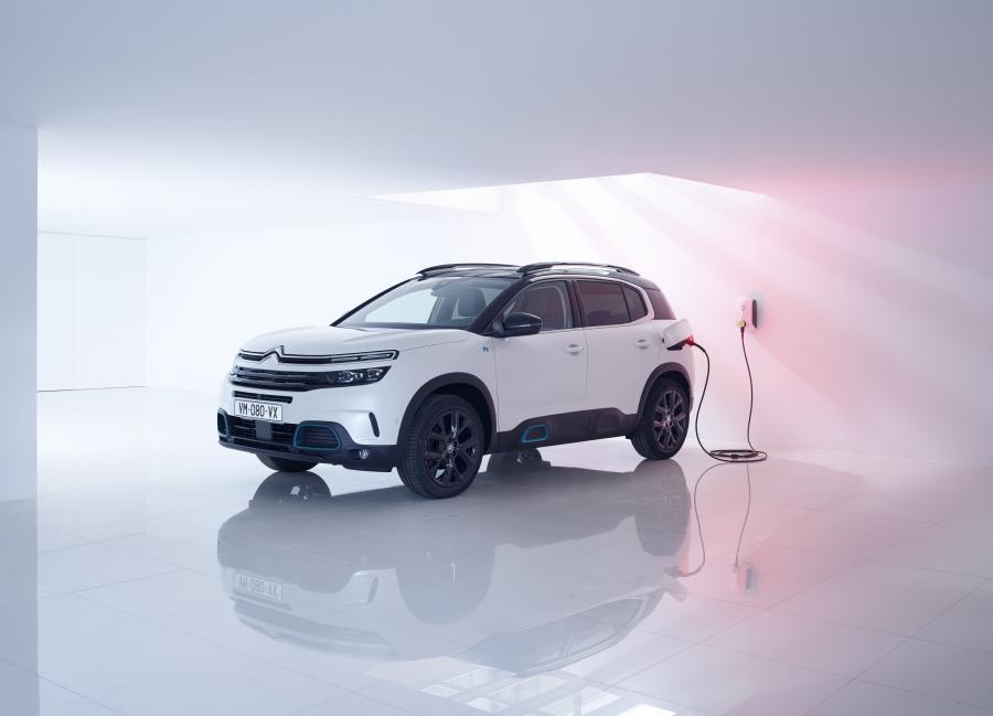  Citroen C5 Aircross SUV Hybrid 2019 года  (WW) (фото 5 из 49)